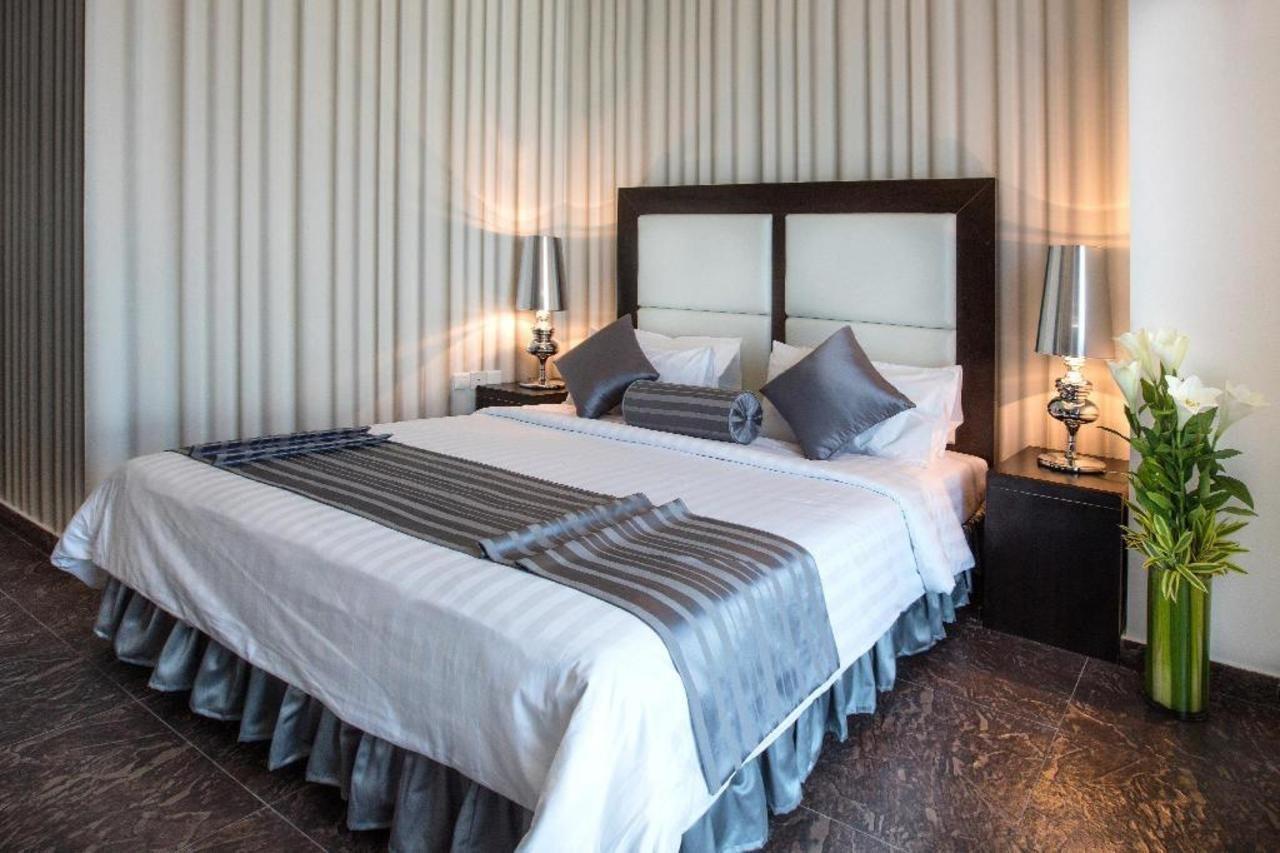 מנאמה Loumage Hotel & Suites מראה חיצוני תמונה