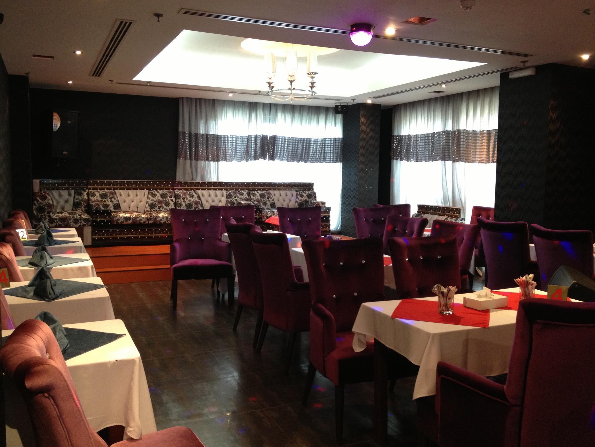 מנאמה Loumage Hotel & Suites מראה חיצוני תמונה
