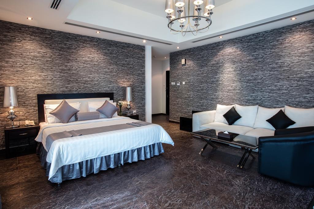 מנאמה Loumage Hotel & Suites מראה חיצוני תמונה