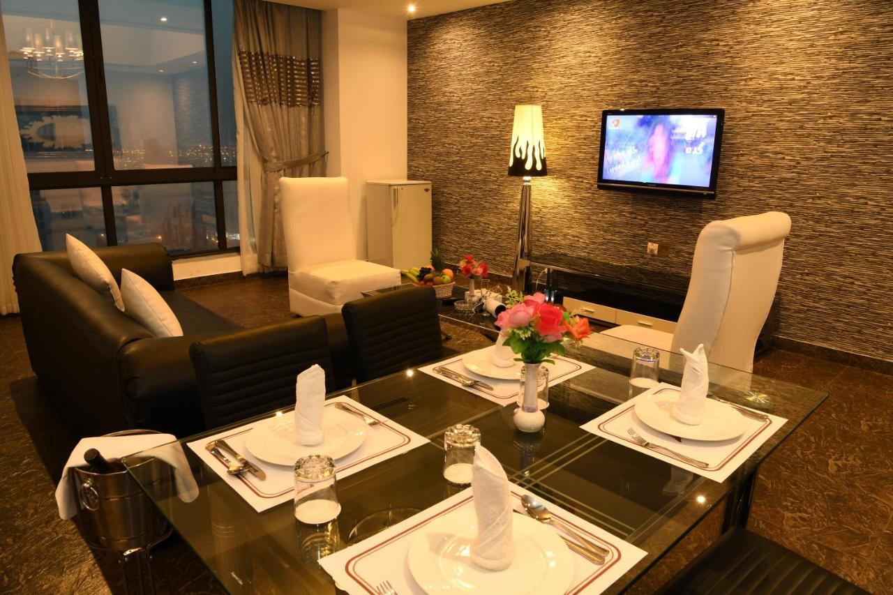 מנאמה Loumage Hotel & Suites מראה חיצוני תמונה